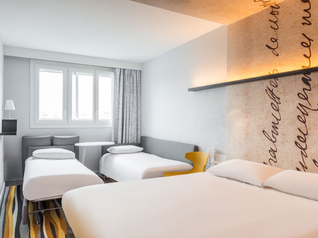 Ibis Styles Meaux Centre - Chambre quadruple