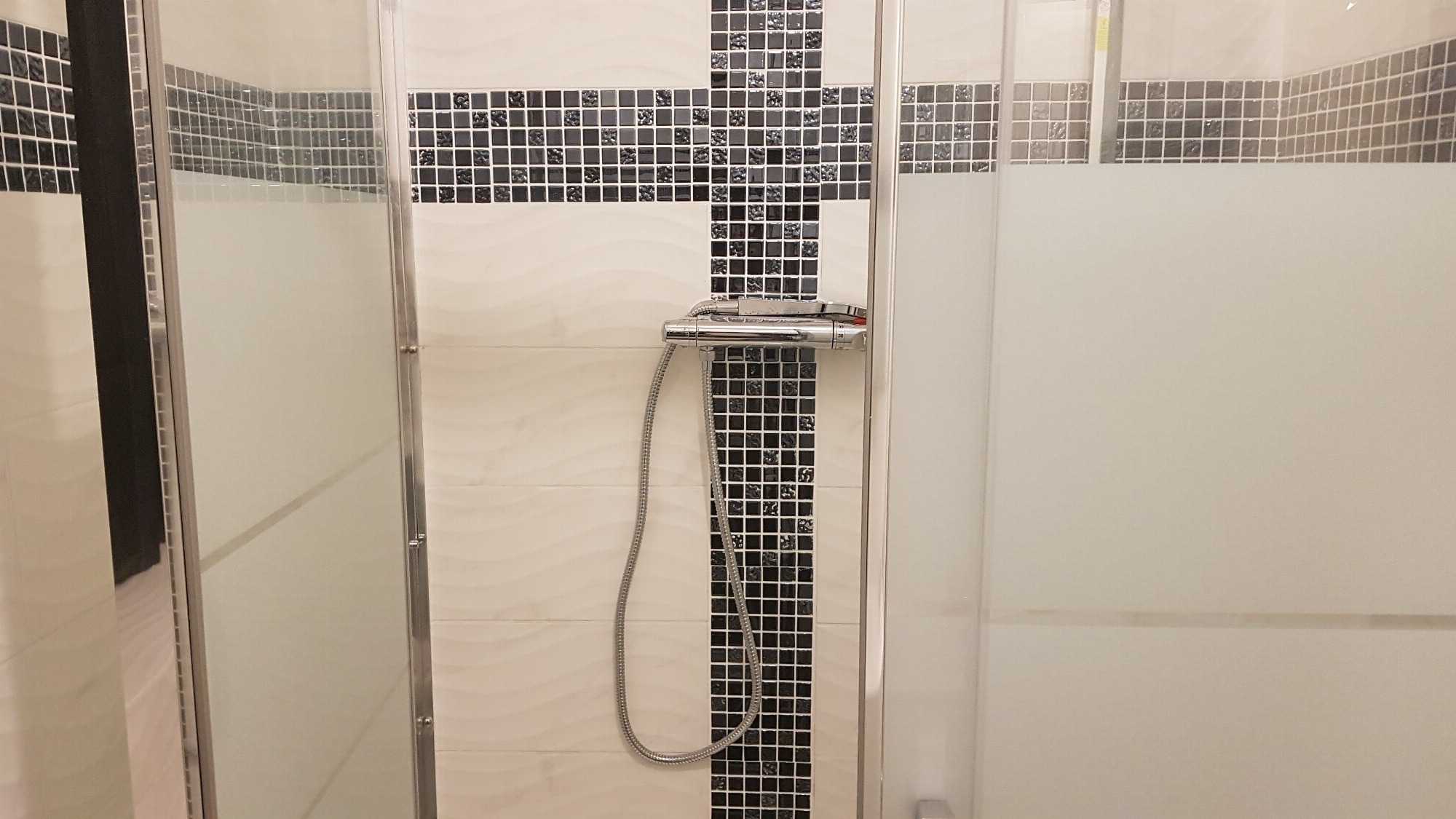 Studio Nanteuil-Les-Meaux - douche