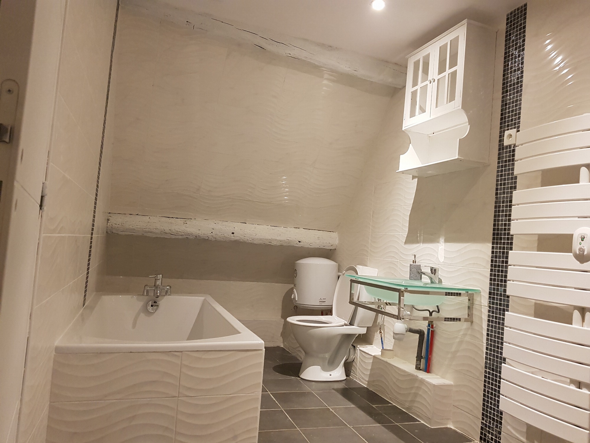 F5 à Nanteuil - Salle de bain