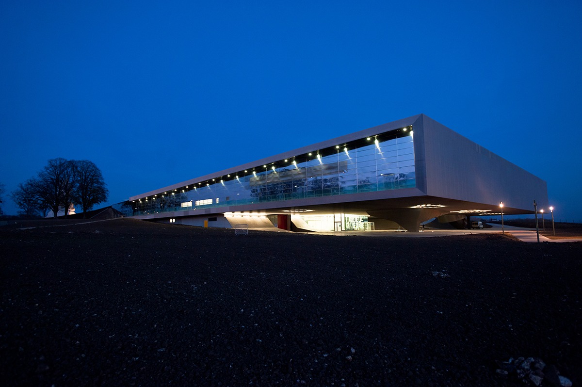 Extérieur du musée de nuit