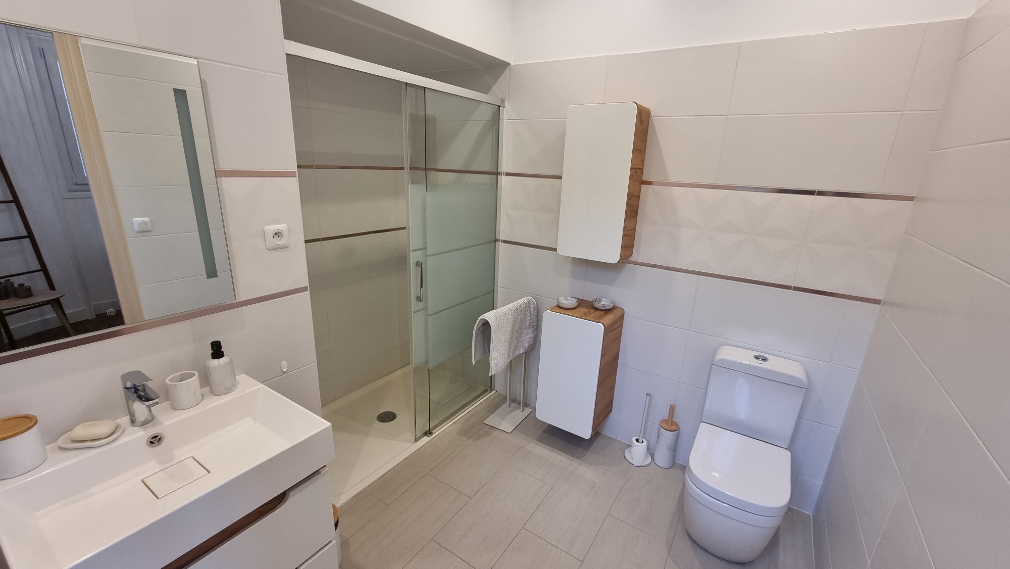 Salle dedouche RDC