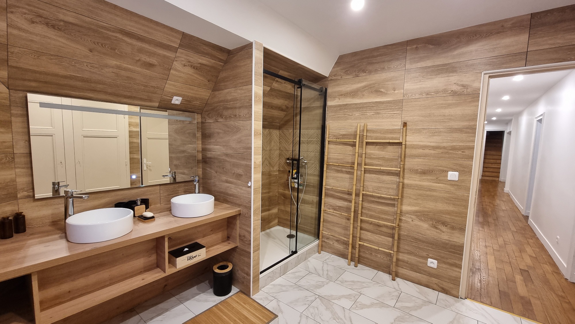 Salle de douche 1er étage