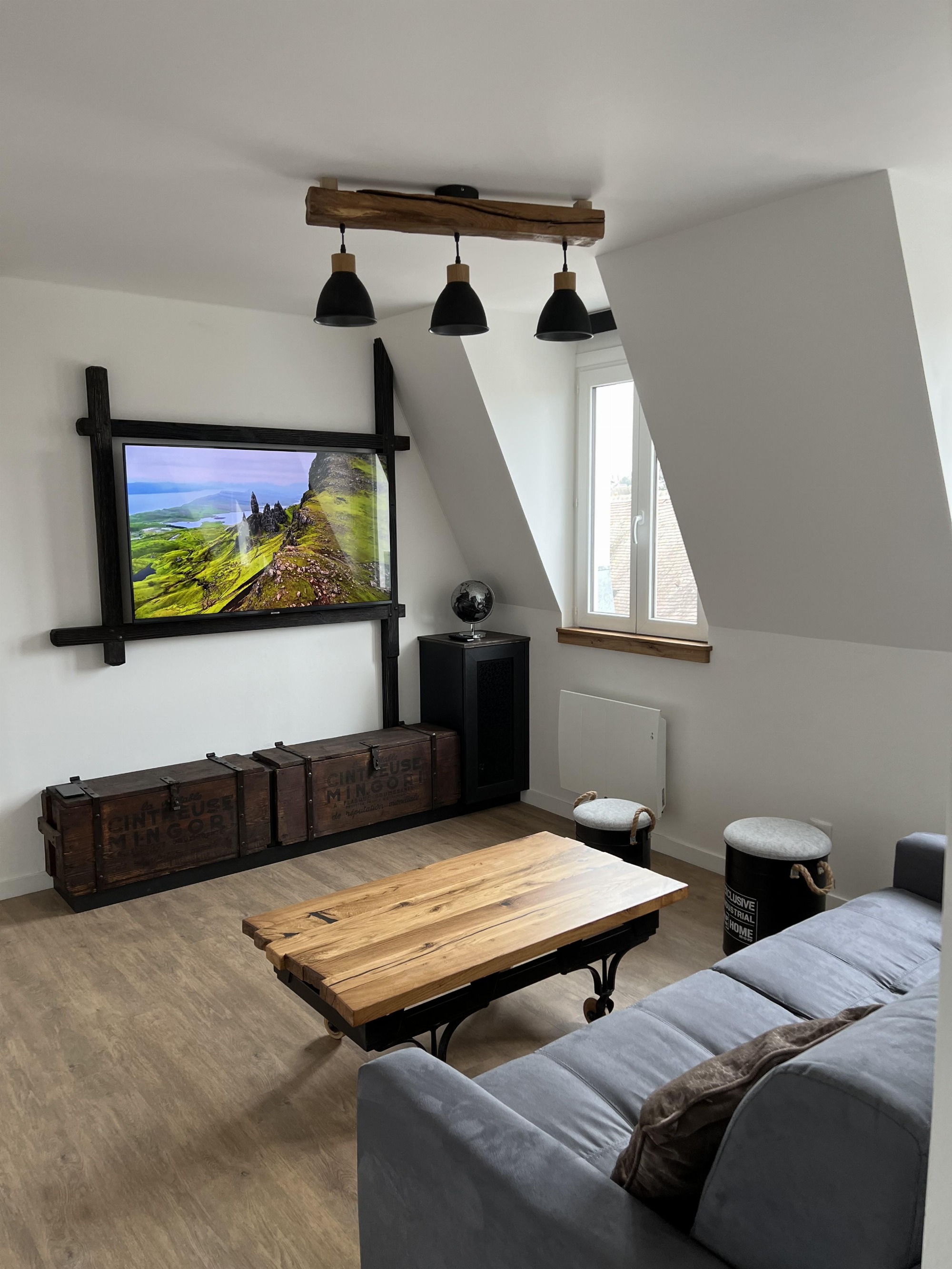 Le salon avec la TV 4K 55