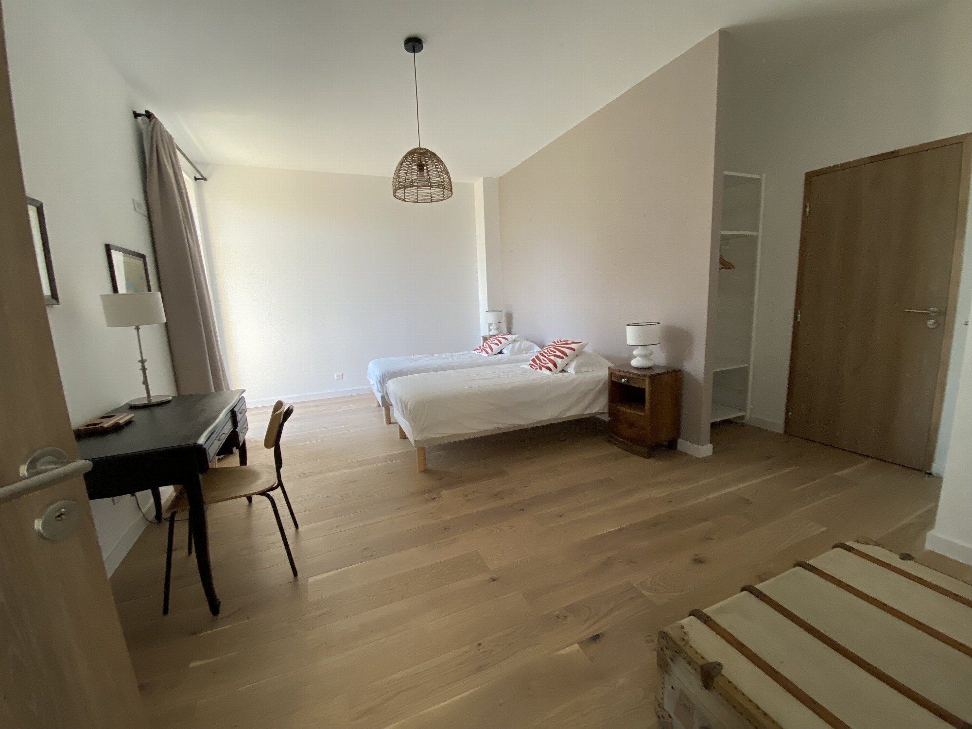 Une chambre au rez-de-chaussée (adaptée PMR)